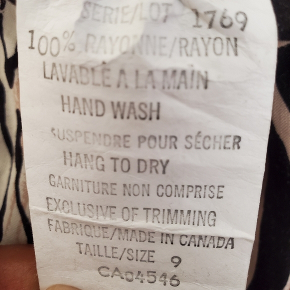 Animal print suit (blazer and skirt) - Picture 3 of 3